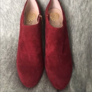 🚨🚨CLEARANCE🚨🚨Vince Camuto booties, sz 7.5